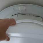 Cách thay bóng đèn trần ốp nổi đơn giản tại nhà bạn nên biết